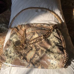 Nice handbag with golden chain